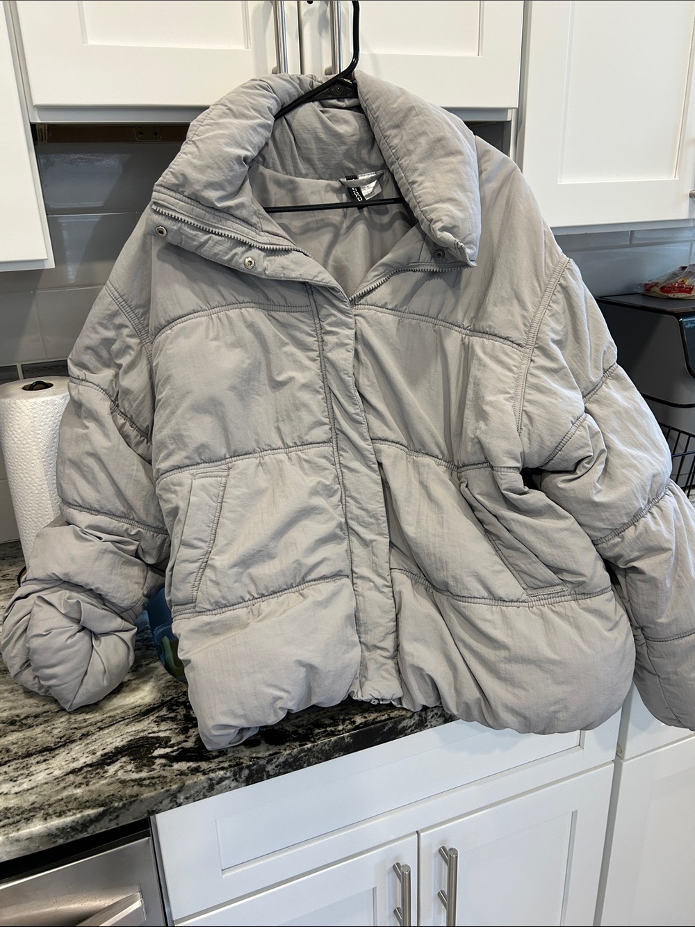 Divided Light Gray Puffer Jacket with High Collar
